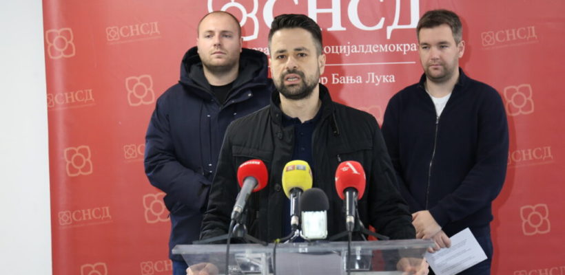 Амиџић: Неће бити засједања Скупштине док градоначелник не исплати накнаде породиљама и љекарима